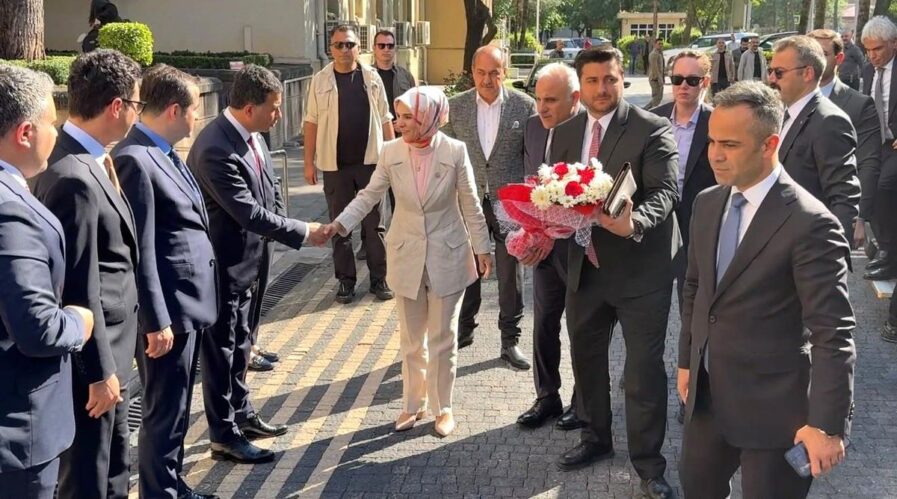 Bakan Göktaş Diyarbakır Valiliğini Ziyaret Etti